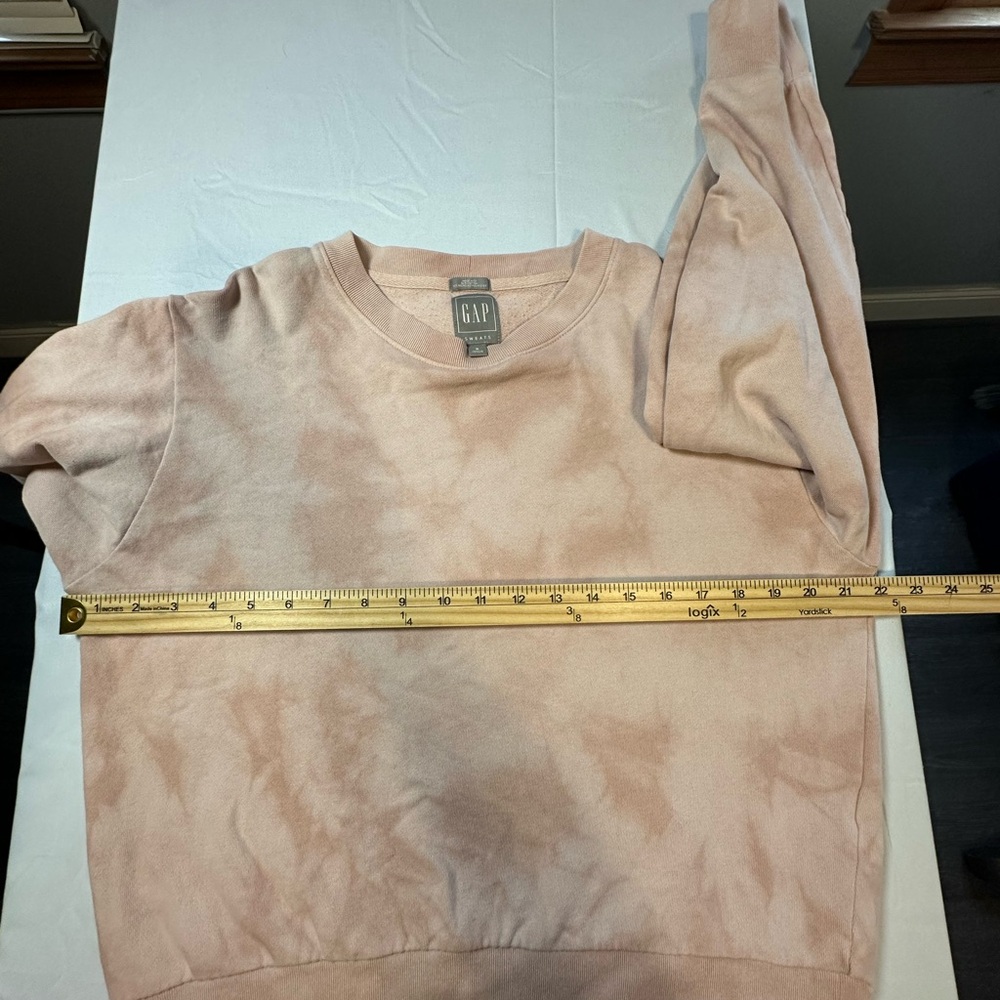 GAP Blush Tie-Dye Sweatshirt - Picture 3 of 3